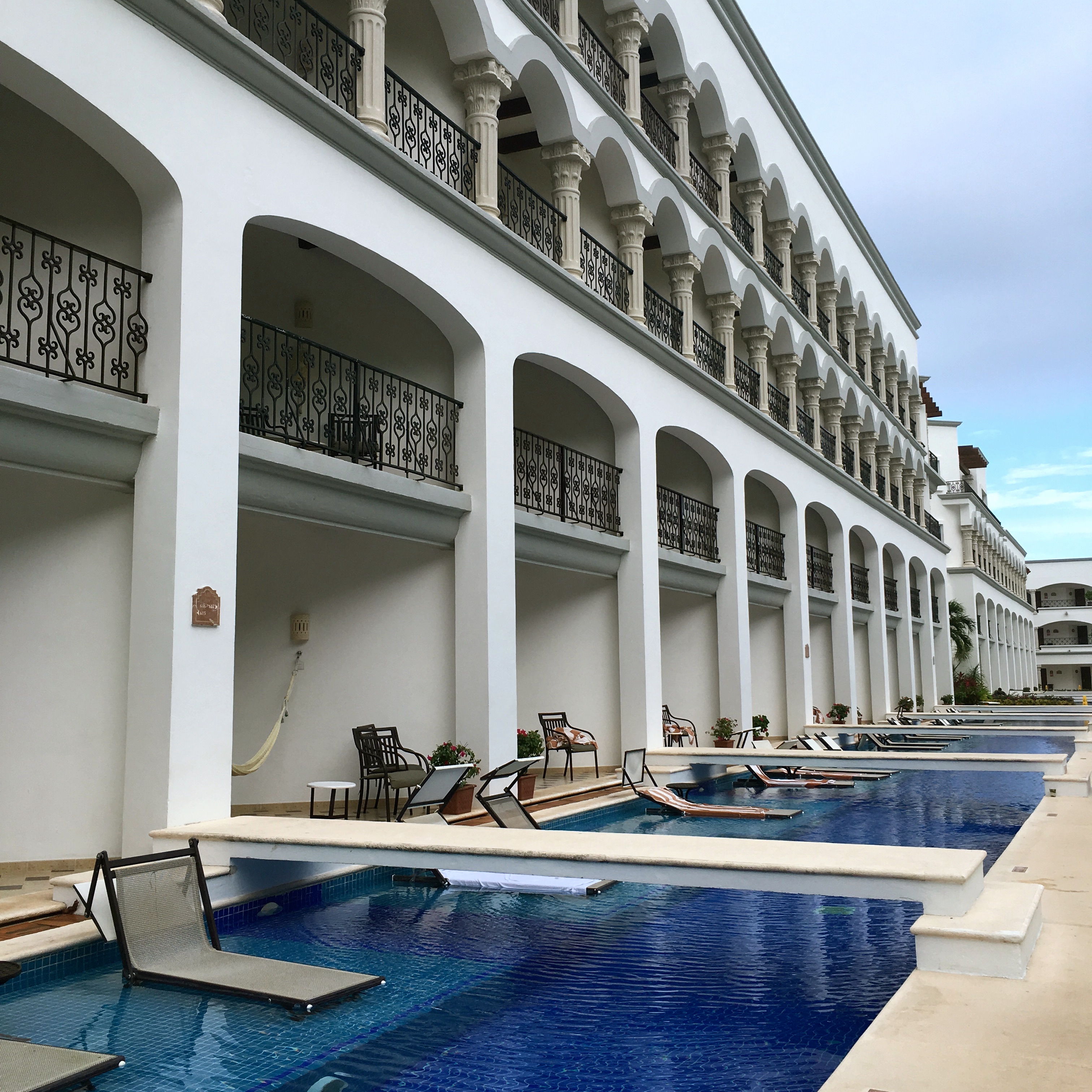 the royal playa del carmen pool 6