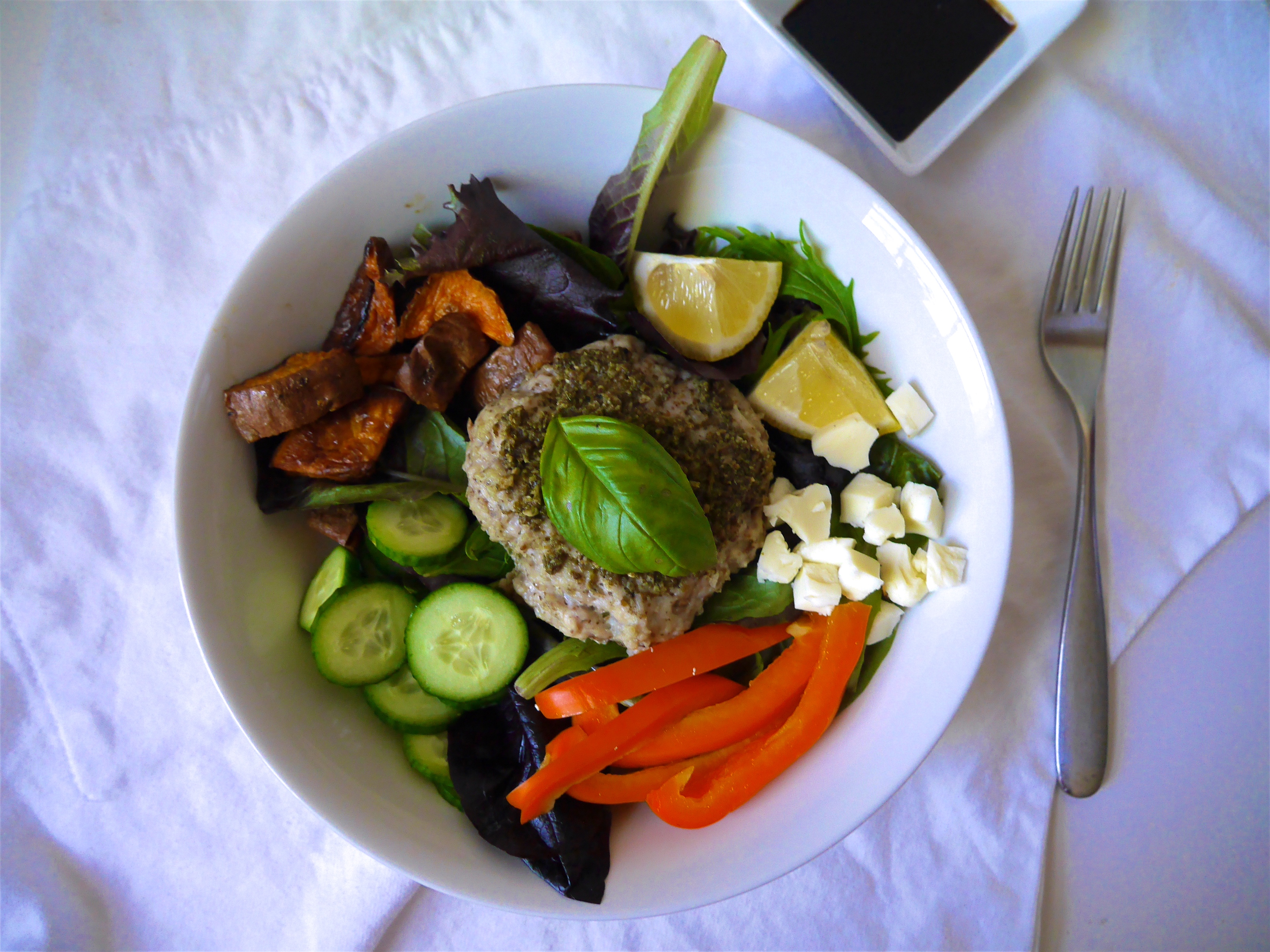 Pesto Turkey Burger